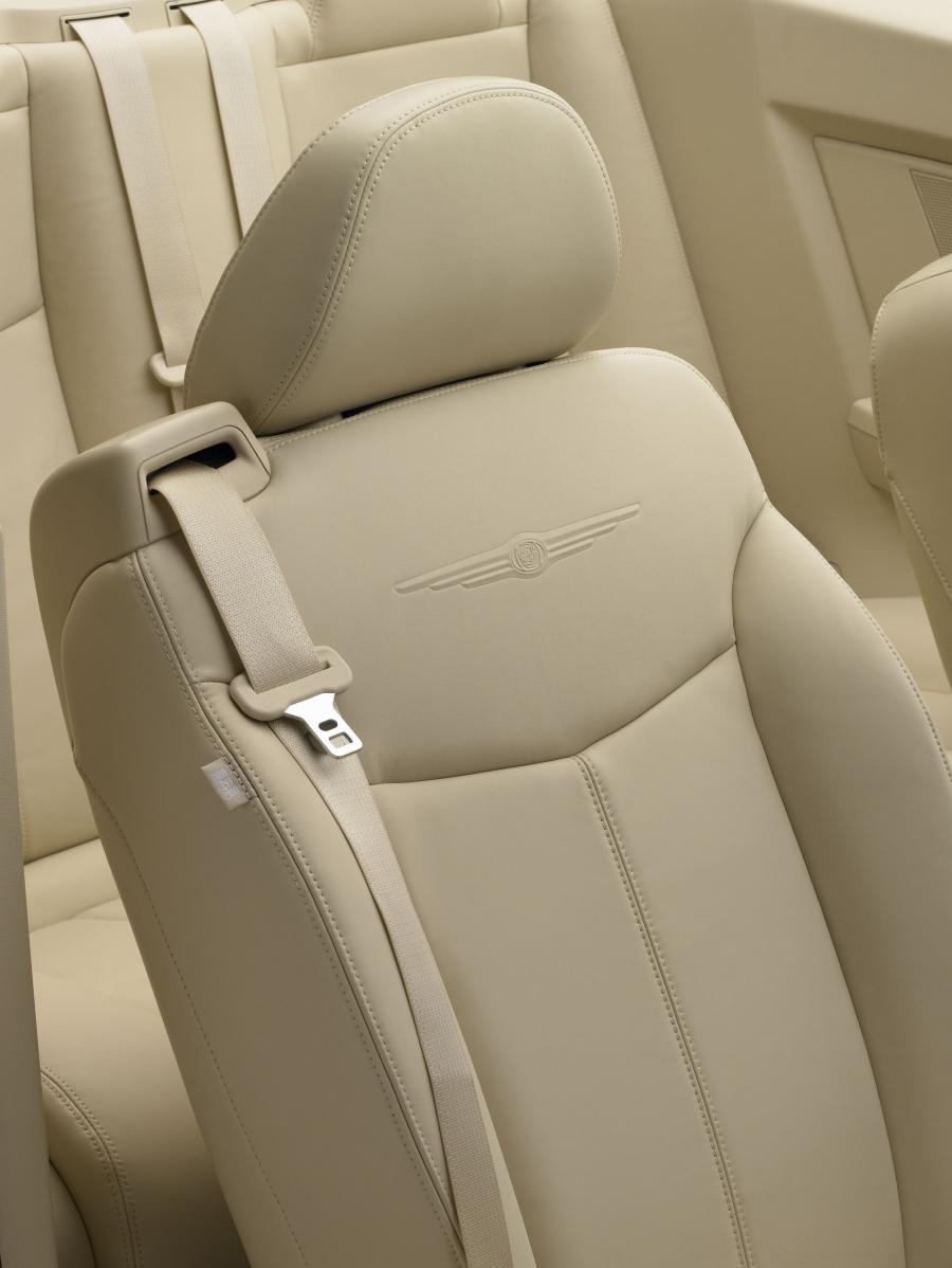  Chrysler Sebring Convertible 2008 года  (фото 91 из 150)